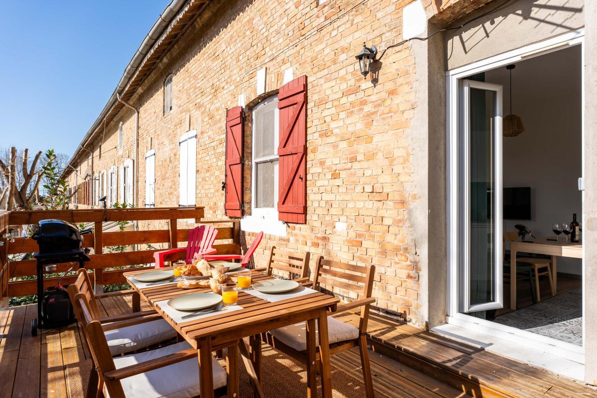 Grand Appartement Familiale - Camargue سالين دي جيرو المظهر الخارجي الصورة